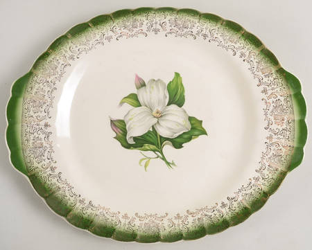 Trillium (Mandarin Green) 13" Oval Serving Platter