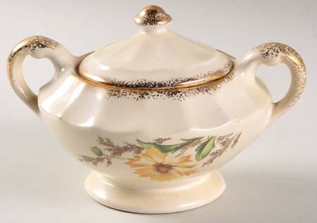 Yellow Daisy (Gold Trim) Sugar Bowl & Lid