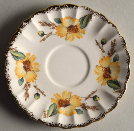 Yellow Daisy (Gold Trim) Saucer for Demitasse Cup