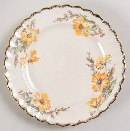 Yellow Daisy (Gold Trim) Salad Plate