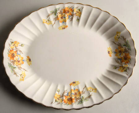 Yellow Daisy (Gold Trim) 15" Oval Serving Platter