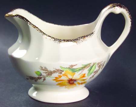 Yellow Daisy (Gold Trim) Creamer