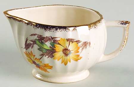 Yellow Daisy (Gold Trim) Creamer