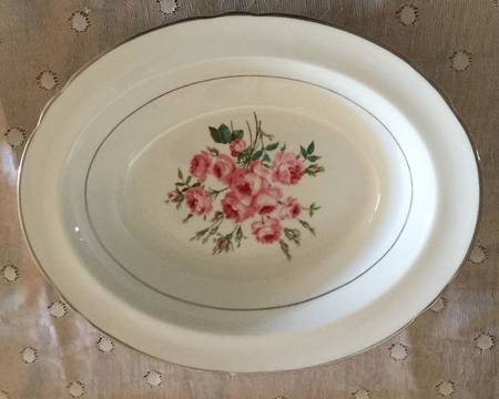 Margaret Rose 10" Oval Vegetable Bowl