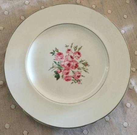 Margaret Rose Dinner Plate