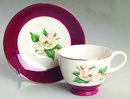 Footed Cup & Saucer Set