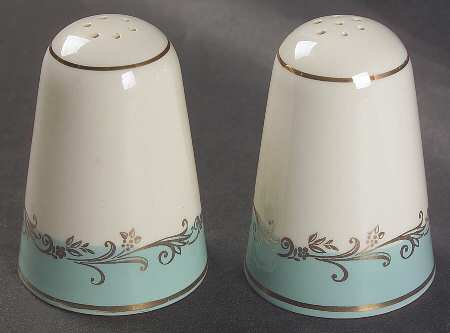Gold Crown Salt & Pepper Set