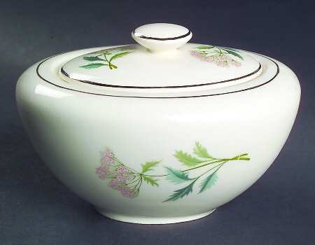 Ming Sugar Bowl & Lid
