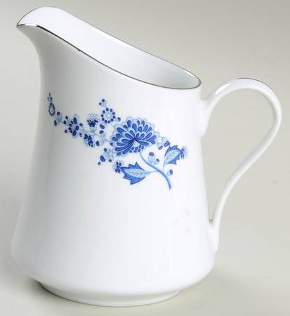 Blue Cathay Creamer