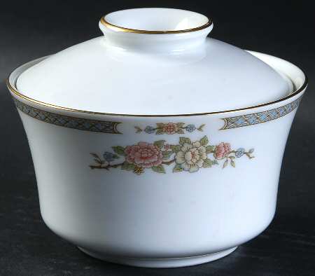 Serenade Sugar Bowl & Lid