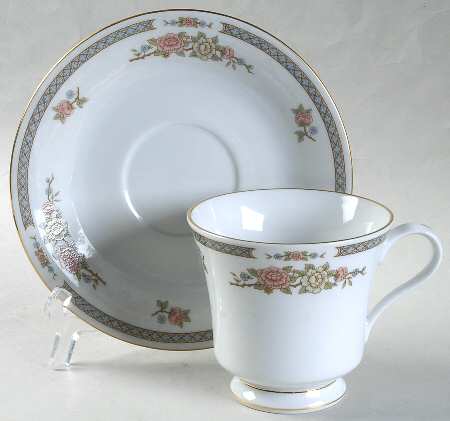Serenade Footed Cup & Saucer Set