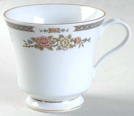 Serenade Footed Cup