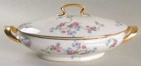 LIM10 Oval Covered Vegetable