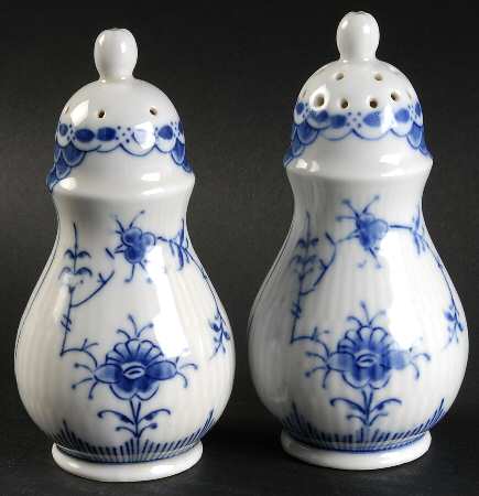 Blue Fjord (Scalloped) Salt & Pepper Set