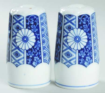 Salt & Pepper Set