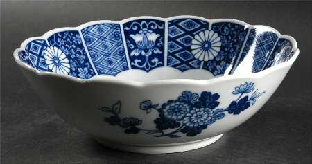 Blue Imari (L & M) 9" Round Vegetable Bowl