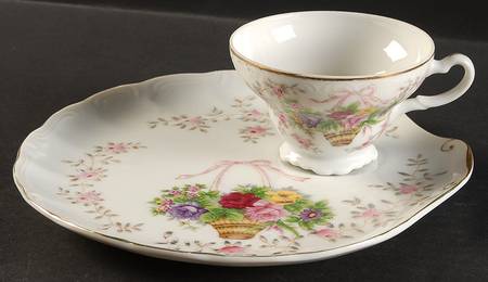 Bristol Gardens Snack Plate & Cup Set