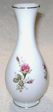 Pompadour Rose (Gold Trim) 9" Vase