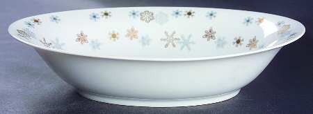 Snow Star 10" Oval Vegetable Bowl