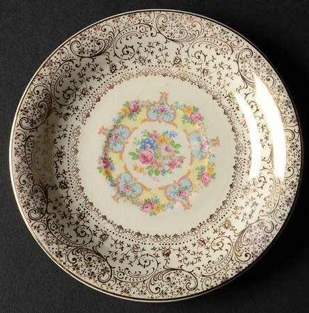 Parisian Center Saucer