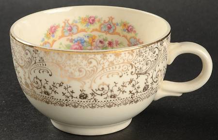 Parisian Center Flat Cup