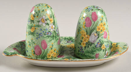 Green Tulip (3 Pc) Salt & Pepper Tray Set
