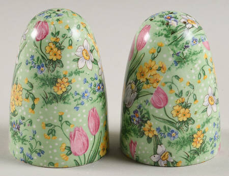 Green Tulip Salt & Pepper Set