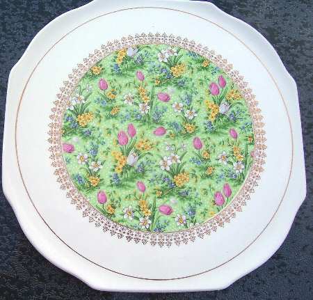 Green Tulip Octagonal Cake Plate