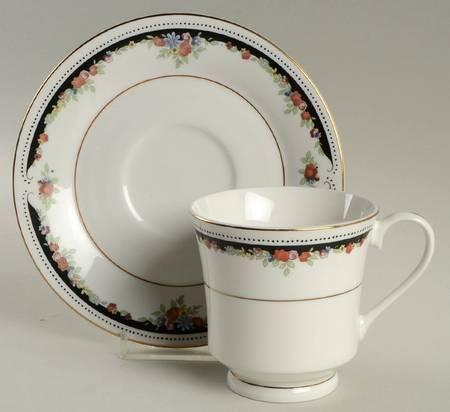 Bennington Footed Cup & Saucer Set