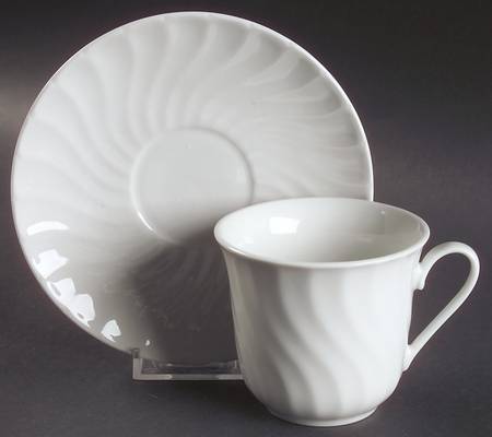 Flat Cup & Saucer Set