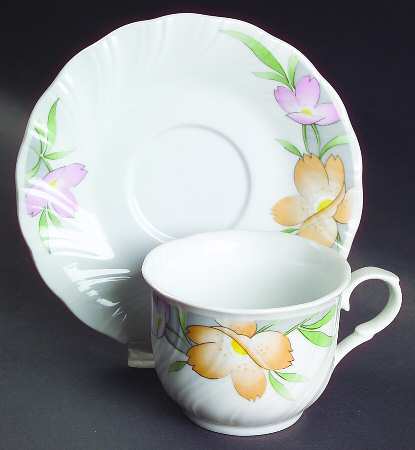 Silvia Flat Cup & Saucer Set