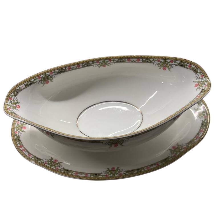 LNT12 Gravy Boat & Underplate