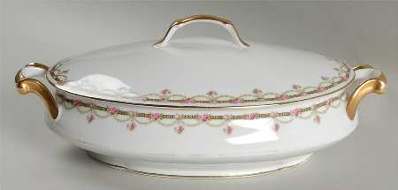 LNT24 Oval Covered Vegetable