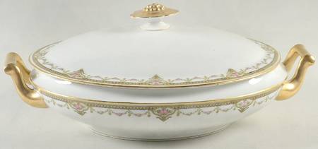 LNT25 Oval Covered Vegetable