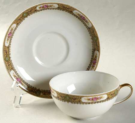 LNT28 Flat Cup & Saucer Set