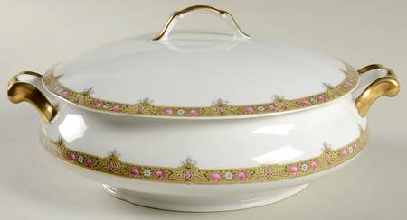 LNT39 Round Covered Vegetable by Lanternier