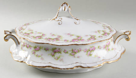 LNT4 Oval Covered Vegetable