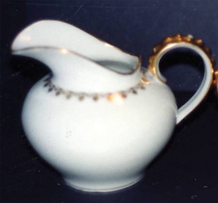 LNT48 Creamer
