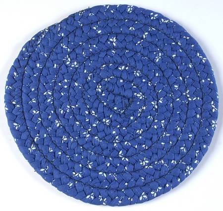 Woven Traditions Classic Blue 9" Round Cloth Trivet