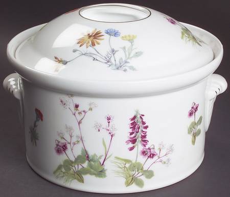 Wild Flower 2 Qt Round Covered Casserole