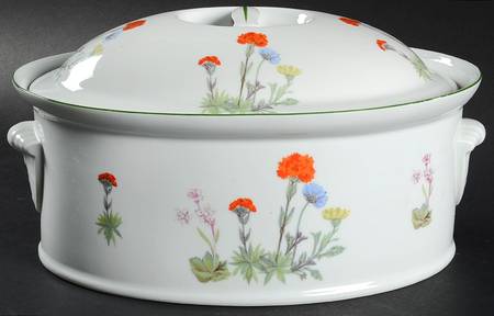 Wild Flower 3 Quart Oval Covered Casserole