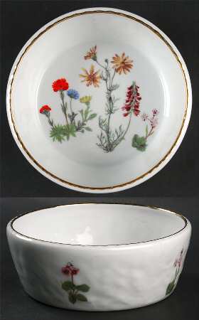 Wild Flower 7" Round Baker