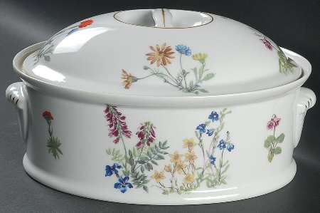 Wild Flower 2.5 Quart Oval Covered Casserole