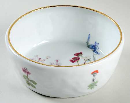 Wild Flower 7" Round Baker
