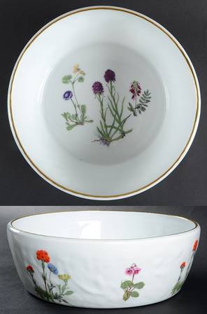 Wild Flower 9" Round Baker