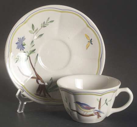 Darois Flat Cup & Saucer Set