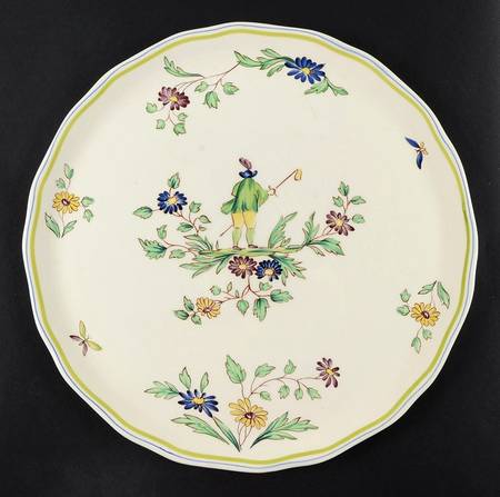 Moustiers Round Torte Plate
