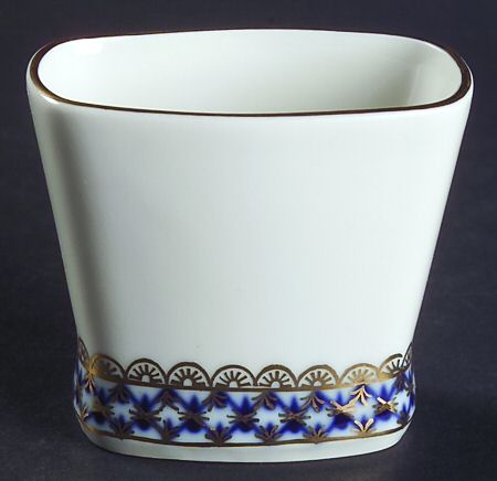 Cobalt Net Cigarette Holder