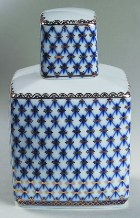 Cobalt Net Sake Bottle with Stopper and Lid