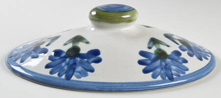 Bachelor Button Lid for 1 Quart Oval Casserole